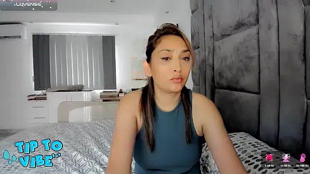 INDIANROMANCE online show from 24, 2, 2025