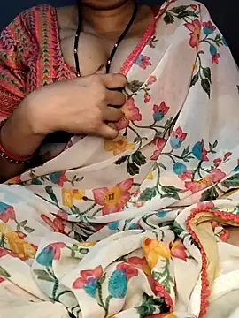 Snapshot of Hot__bhabhi_99 chatting on 9, 7, 2026 Hot bhabhi 99 online show from 9, 7, 2026