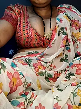 Snapshot of Hot__bhabhi_99 chatting on 10, 7, 2026 Hot bhabhi 99 online show from 10, 7, 2026
