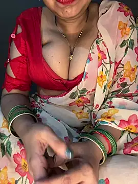 Snapshot of Hot__bhabhi_99 chatting on 4, 8, 2026 Hot bhabhi 99 online show from 4, 8, 2026