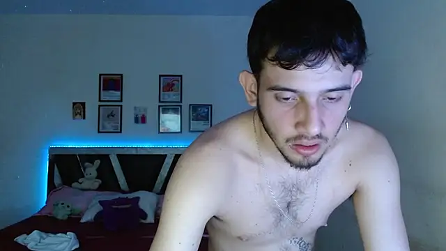 Sebasxxl12 online show from 23, 2, 2026