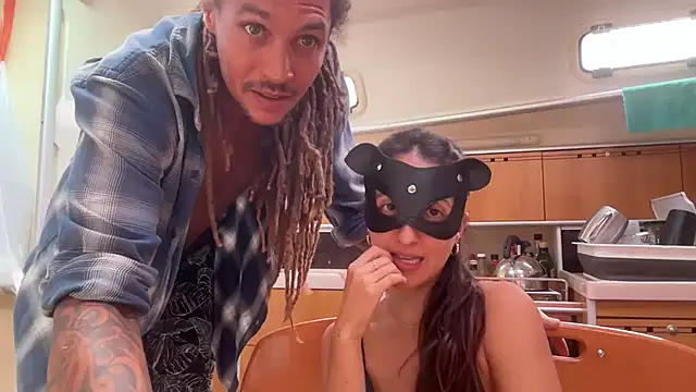 Snapshot of Monk_and_Mia chatting on 11, 10, 2025 Monk and Mia online show from 11, 10, 2025