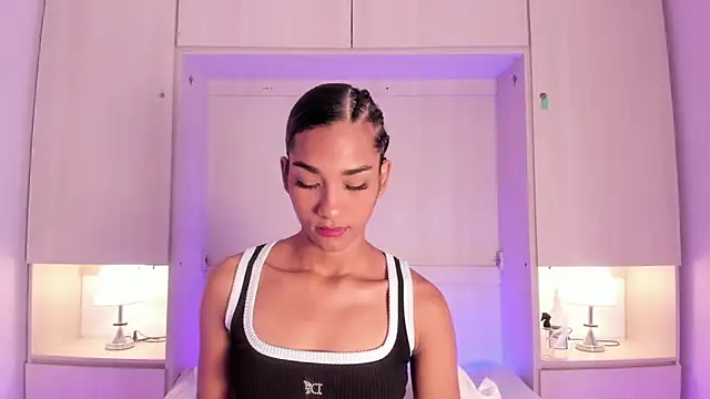 AnahiCollins online show from 14, 5, 2026