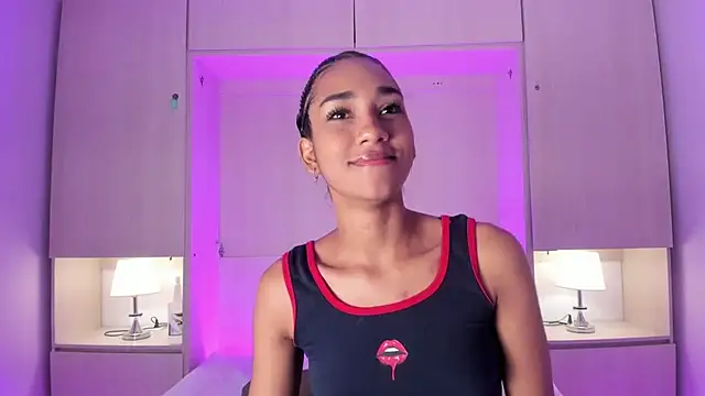 AnahiCollins online show from 19, 5, 2026