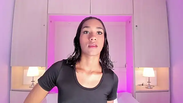 AnahiCollins online show from 30, 5, 2026
