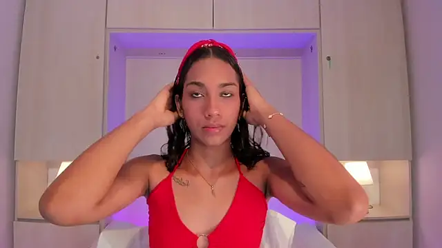 AnahiCollins online show from 16, 7, 2026