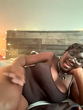 Snapshot of St4G1rL chatting on 4, 10, 2025 St4G1rL online show from 4, 10, 2025