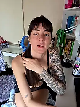 Snapshot of dandanbarr chatting on 18, 10, 2025 dandanbarr online show from 18, 10, 2025