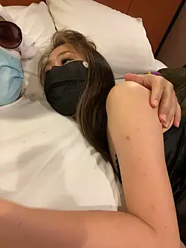 Snapshot of aska1986 chatting on 19, 12, 2025 aska1986 online show from 19, 12, 2025