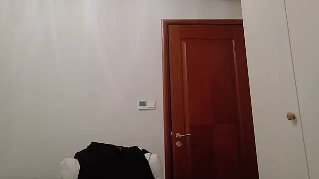 Snapshot of hangzi-0011 chatting on 5, 10, 2025 hangzi-0011 online show from 5, 10, 2025