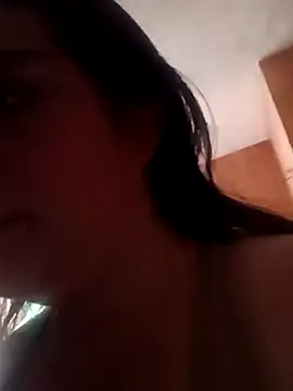 Snapshot of duoce_25 chatting on 3, 11, 2025 duoce 25 online show from 3, 11, 2025