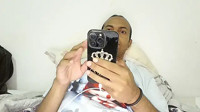 Snapshot of XxvanxX chatting on 11, 10, 2025 XxvanxX online show from 11, 10, 2025