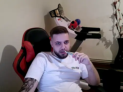 KingAdonisss online show from 17, 10, 2025