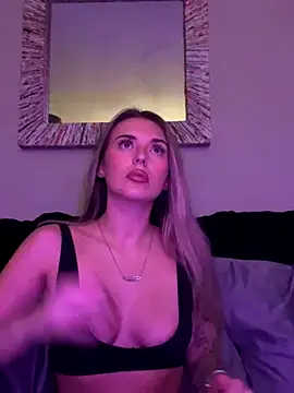 EllieEllxx online show from 14, 10, 2025