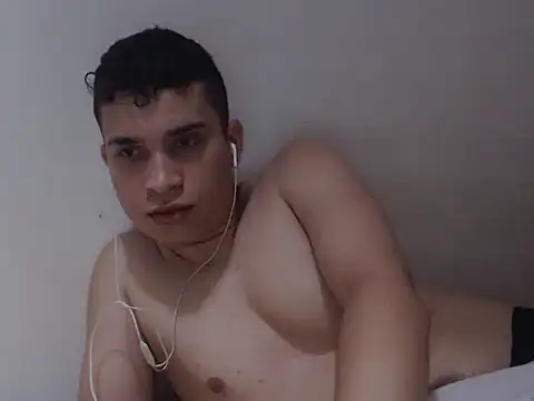 Snapshot of Alexhot2026 chatting on 2, 10, 2025 Alexhot2026 online show from 2, 10, 2025