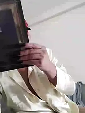 RobertaxGutierrez online show from 10, 11, 2025