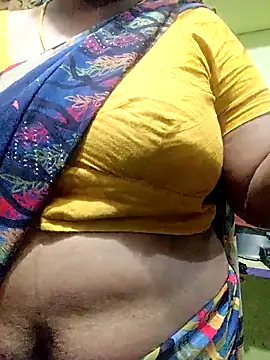 Snapshot of harinisree chatting on 30, 11, 2025 harinisree online show from 30, 11, 2025