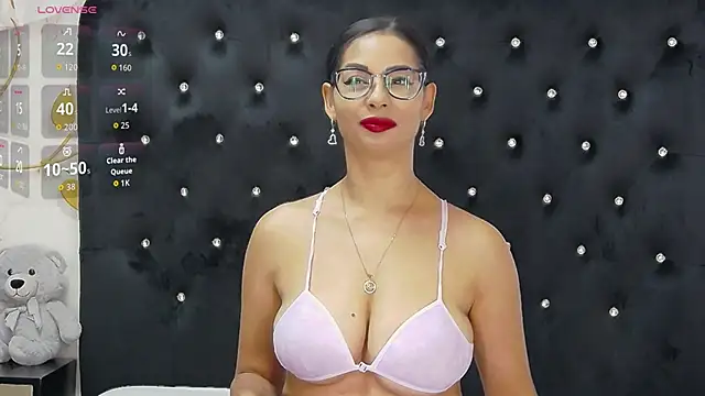 MiaRyder online show from 27, 10, 2025