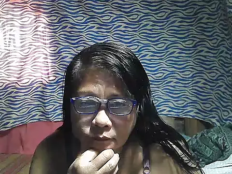 Snapshot of joy_cute chatting on 18, 10, 2025 joy cute online show from 18, 10, 2025