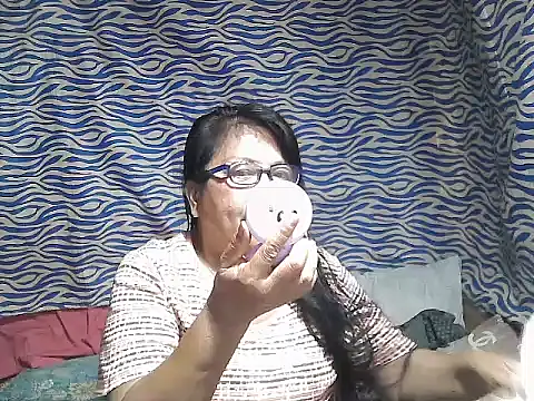 Snapshot of joy_cute chatting on 19, 10, 2025 joy cute online show from 19, 10, 2025