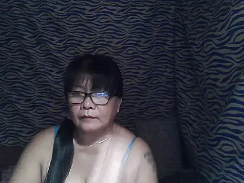 joy cute online show from 4, 12, 2025