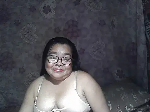 Snapshot of cris_tita chatting on 18, 1, 2026 cris tita online show from 18, 1, 2026