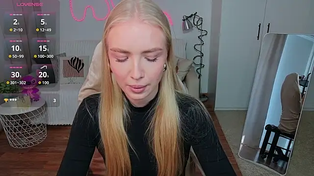 TessaGrays online show from 3, 5, 2026