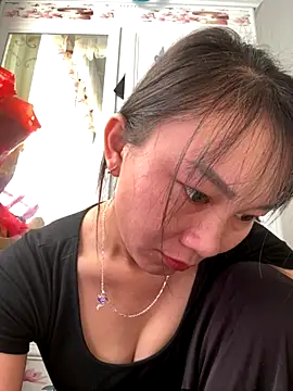 Ami-mi00 online show from 28, 10, 2025