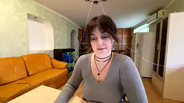 Snapshot of HoneyRose333 chatting on 3, 11, 2025 HoneyRose333 online show from 3, 11, 2025