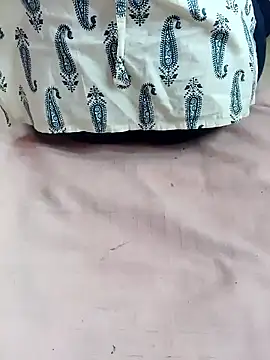 Snapshot of Kanneeswari chatting on 21, 11, 2025 Kanneeswari online show from 21, 11, 2025