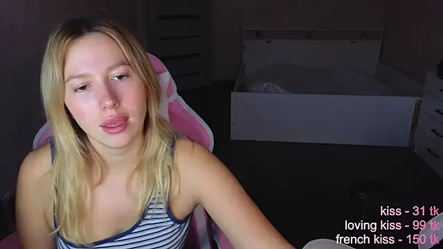 Snapshot of stefany_and_bettany chatting on 23, 10, 2025 stefany and bettany online show from 23, 10, 2025