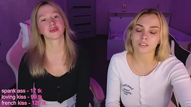 Snapshot of stefany_and_bettany chatting on 25, 10, 2025 stefany and bettany online show from 25, 10, 2025