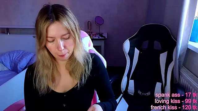 Snapshot of stefany_and_bettany chatting on 15, 11, 2025 stefany and bettany online show from 15, 11, 2025