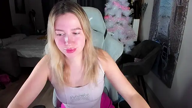 Snapshot of stefany_and_bettany chatting on 12, 1, 2026 stefany and bettany online show from 12, 1, 2026