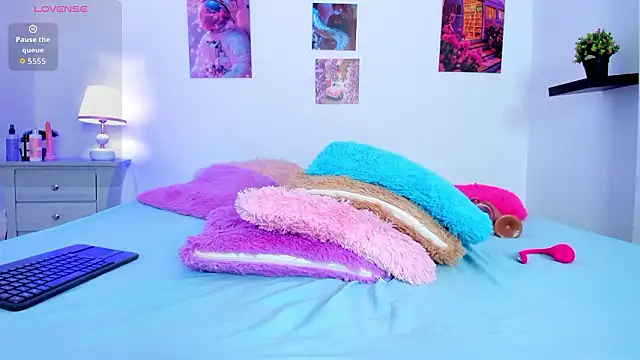 debbie hans online show from 9, 3, 2026