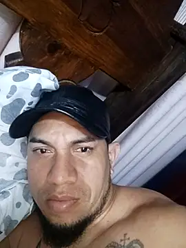 Snapshot of fayola20 chatting on 13, 10, 2025 fayola20 online show from 13, 10, 2025