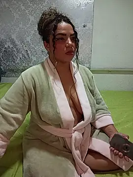 scarlet queen   online show from 24, 10, 2025