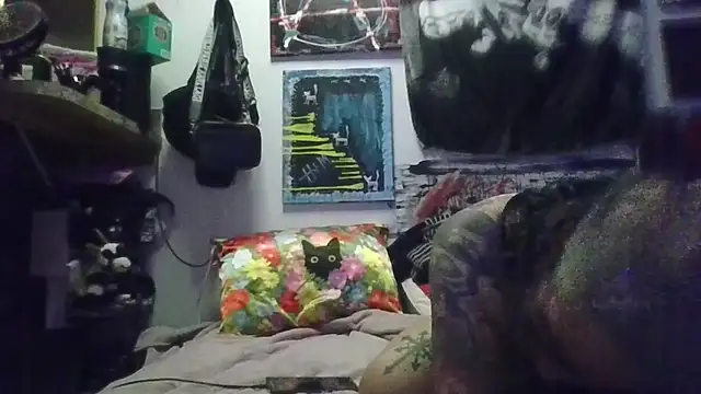 inkdhollow1 online show from 14, 3, 2026