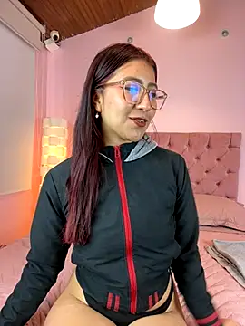 saramooon online show from 28, 10, 2025