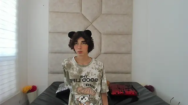 Snapshot of Scaarlett_22_ chatting on 2, 10, 2025 Scaarlett 22  online show from 2, 10, 2025