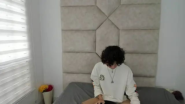 Snapshot of Scaarlett_22_ chatting on 15, 10, 2025 Scaarlett 22  online show from 15, 10, 2025