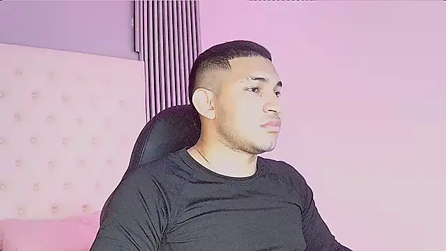 Snapshot of venedic_bull chatting on 15, 10, 2025 venedic bull online show from 15, 10, 2025