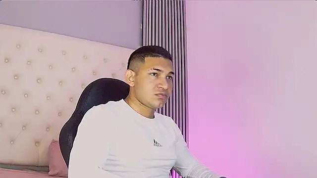 Snapshot of venedic_bull chatting on 16, 10, 2025 venedic bull online show from 16, 10, 2025