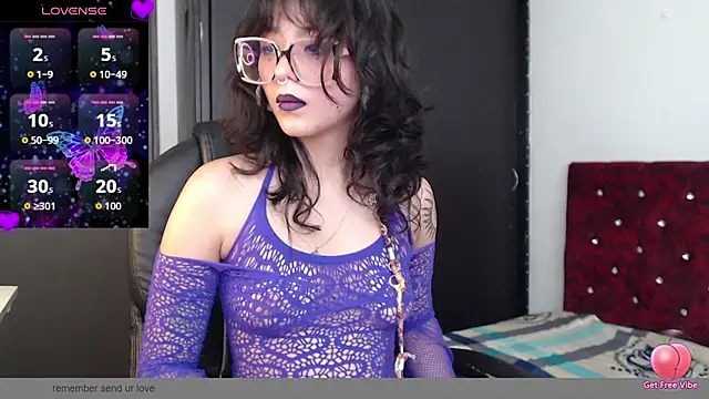 Lia Carter  online show from 12, 2, 2026