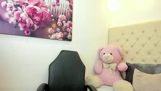 salo kinlley online show from 28, 10, 2025