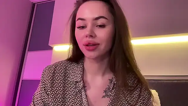 AlmaryKim online show from 10, 2, 2025