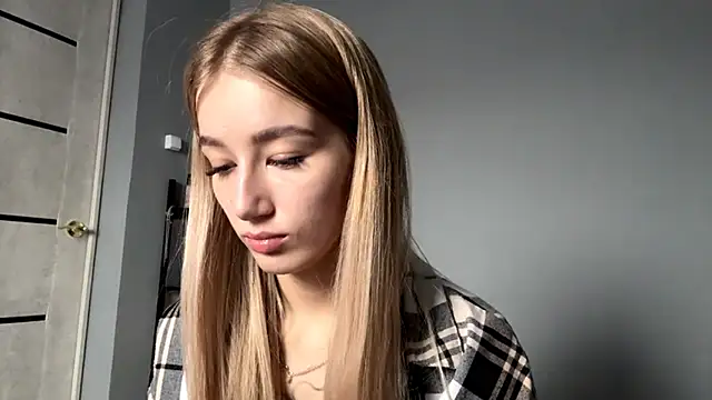 SweetCatherine online show from 13, 10, 2025