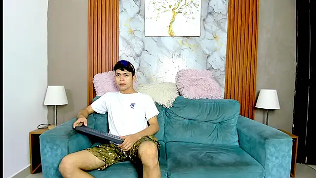 VERY HOT GUYS online show from 23, 5, 2026