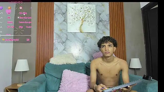VERY HOT GUYS online show from 31, 5, 2026