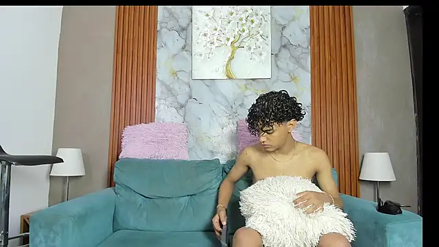 VERY HOT GUYS online show from 4, 6, 2026